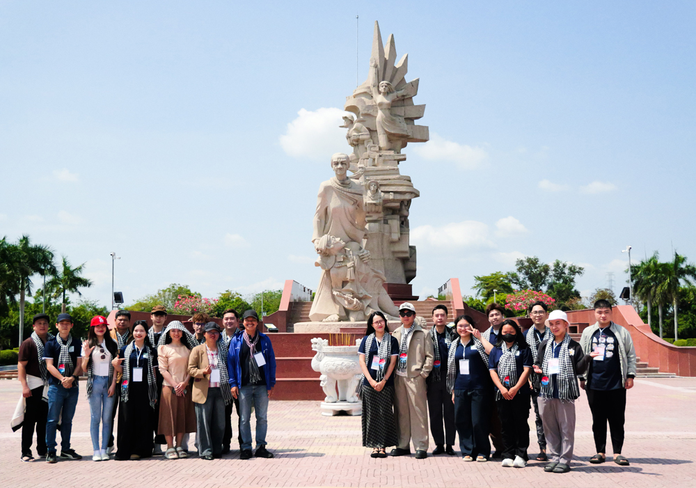 Sự kiện ‘Để cho đừng quên’ - Khi nghệ thuật chạm đến trái tim cần chữa lành
