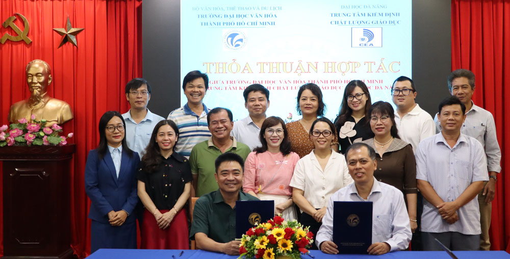 Trường Đại học Văn hóa TP.HCM tập huấn rà soát, cải tiến mục tiêu chung và chuẩn đầu ra chương trình đào tạo theo Thông tư 04/2025/TT-BGDĐT